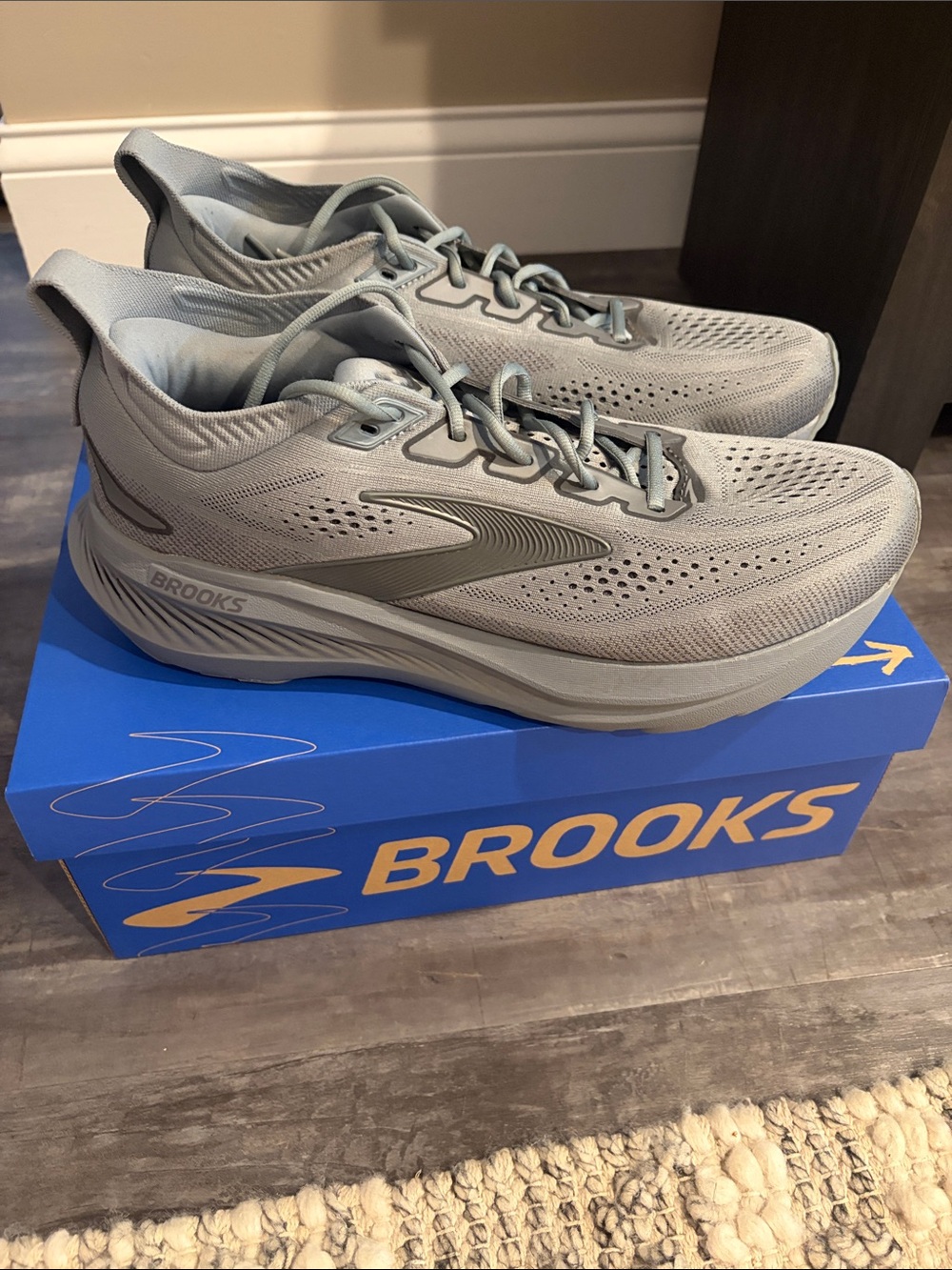 Brooks Glycerin 23